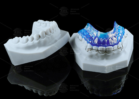 อุปกรณ์ปรับปรุงเครื่องกระตุ้นสังเคราะห์ ในอุปกรณ์การทํางานของ Orthodontics